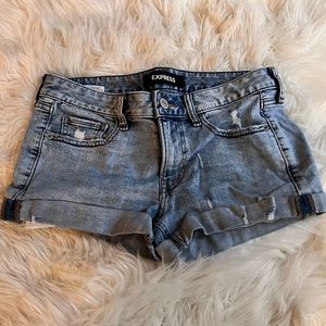 Express Shortie Relaxed Low Rise Denim Shorts